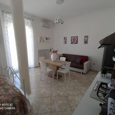 Via Marzano 67 Hotel Porto Cesareo Esterno foto