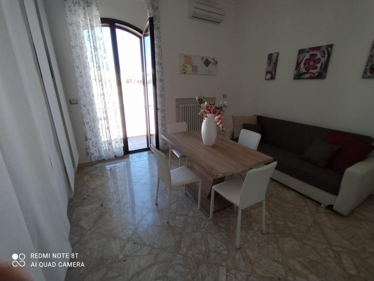 Via Marzano 67 Hotel Porto Cesareo Esterno foto